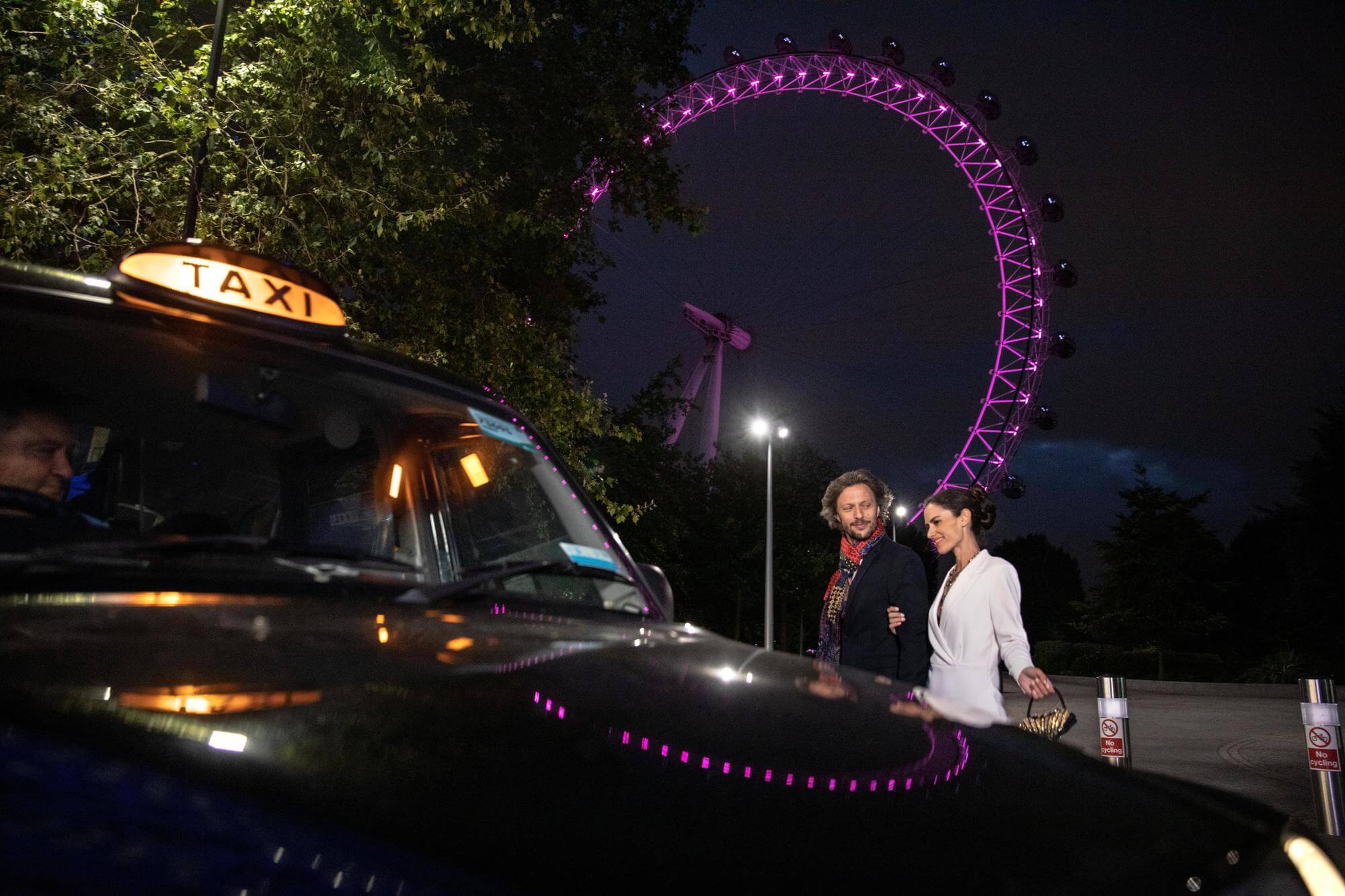 Couple leaving South Bank back to Elephant Park SE1