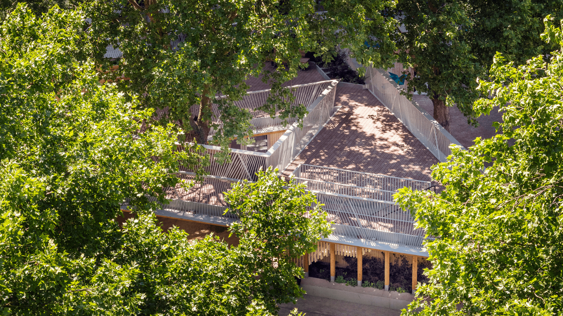 sustainability header 1920x1080-min.png